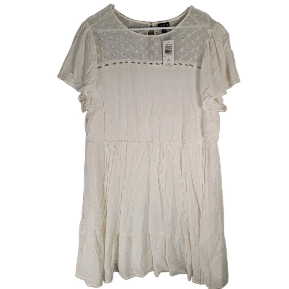 NWT Torrid Dress Womens 2 2X White Eyelet Lace Yoke Flutter Sleeve Skater Midi